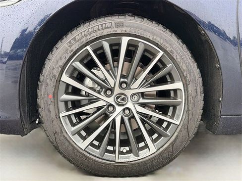 New 2025 Lexus ES 350 w/ Premium Package image 42