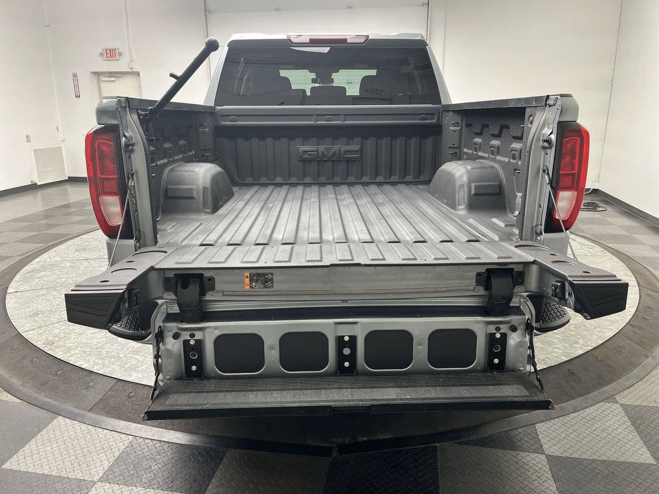 Certified 2023 GMC Sierra 1500 SLE AWD/4WD image 34