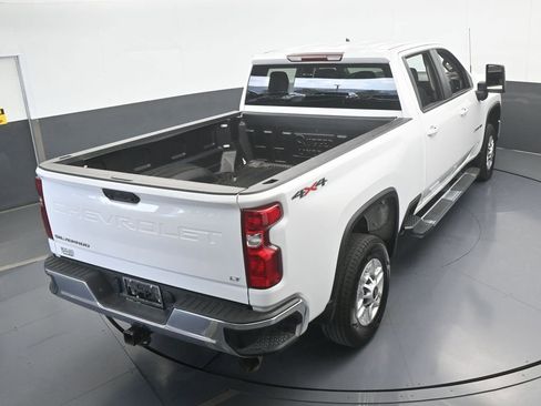 Used 2025 Chevrolet Silverado 2500 LT w/ Convenience Package image 48