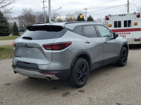 Used 2023 Chevrolet Blazer LT w/ Convenience Package image 4