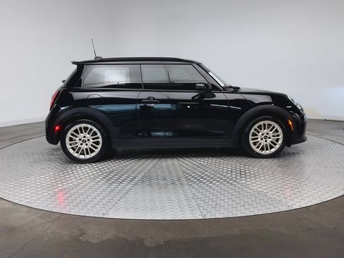 Used 2025 MINI Cooper S FWD image 9
