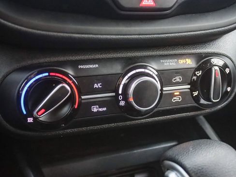 Used 2024 Kia Soul LX w/ Option Group 015 image 27