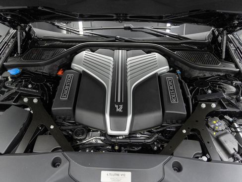 Used 2025 Rolls-Royce Ghost image 58