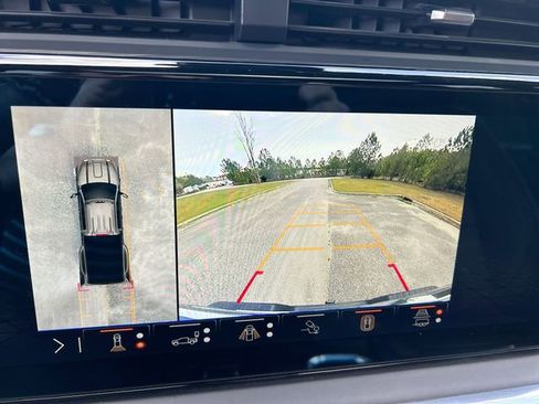 Used 2024 GMC Sierra 3500 Denali Ultimate image 21