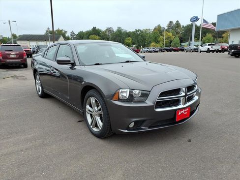 Used 2013 Dodge Charger SXT Plus image 8