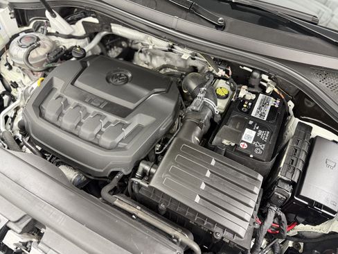 Used 2021 Volkswagen Tiguan S image 29
