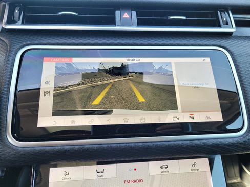 Used 2020 Land Rover Range Rover Velar S AWD/4WD image 11