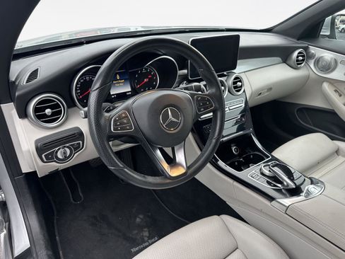 Used 2017 Mercedes-Benz C 300 Cabriolet image 10
