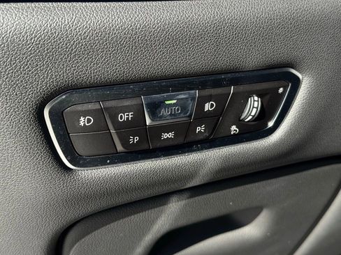 Used 2021 BMW X5 sDrive40i w/ M Sport Package image 32