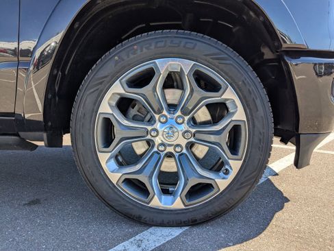 Used 2020 RAM 1500 Limited image 10