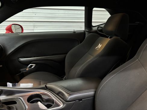 Used 2016 Dodge Challenger R/T Scat Pack image 23