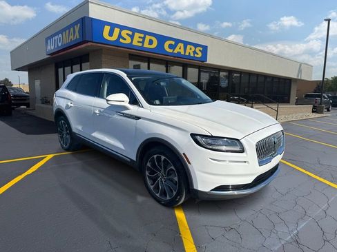 Used 2021 Lincoln Nautilus Reserve AWD/4WD image 4