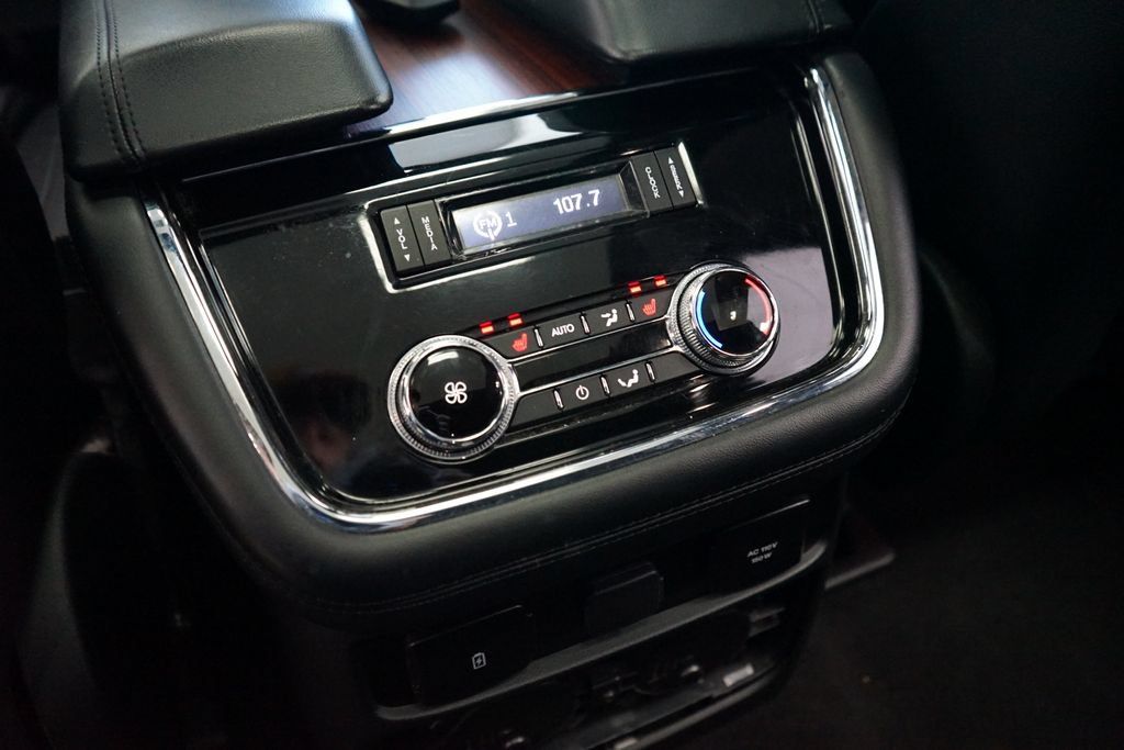 Used 2021 Lincoln Navigator Reserve AWD/4WD image 15
