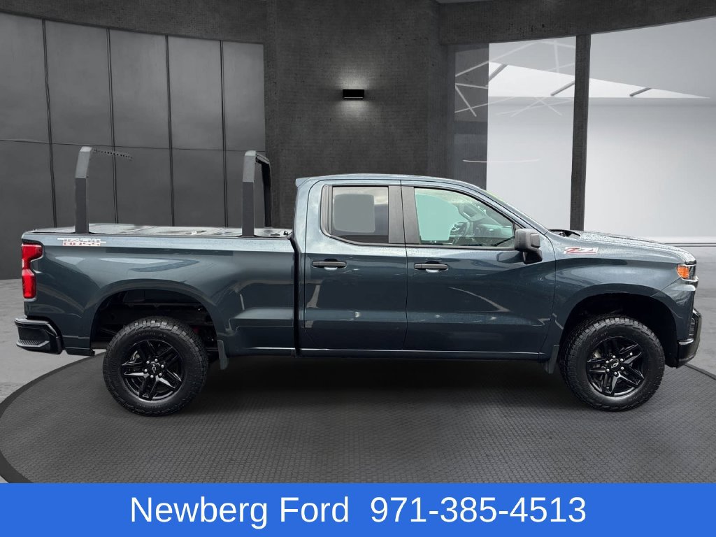 Used 2019 Chevrolet Silverado 1500 Custom Trail Boss w/ Custom Convenience Package AWD/4WD image 4