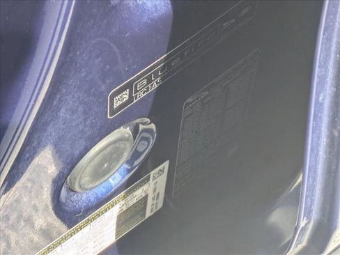 Used 2022 Jaguar F-PACE R-Dynamic S image 24