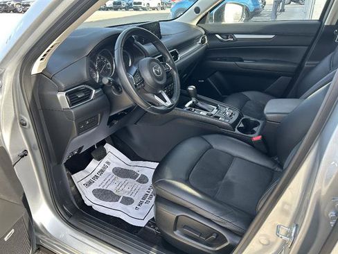 Used 2017 MAZDA CX-5 Touring w/ Preferred Equipment Package image 12