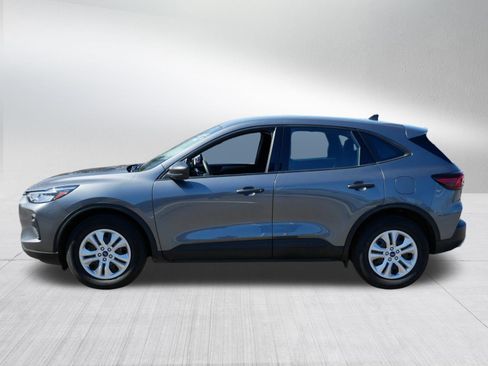 Used 2023 Ford Escape AWD image 4