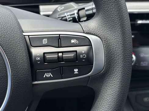 New 2026 Kia K5 LXS FWD image 22
