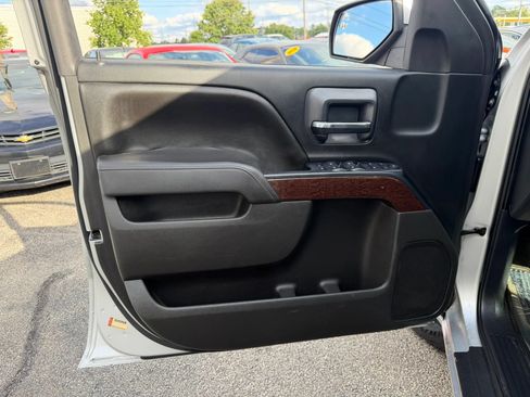 Used 2015 GMC Sierra 1500 SLE AWD/4WD image 12