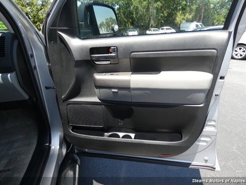 Used 2011 Toyota Tundra 2WD Double Cab image 45