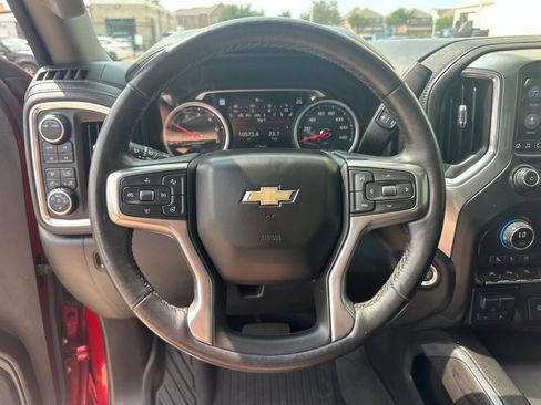Used 2021 Chevrolet Silverado 1500 LTZ w/ LTZ Premium Package AWD/4WD image 14