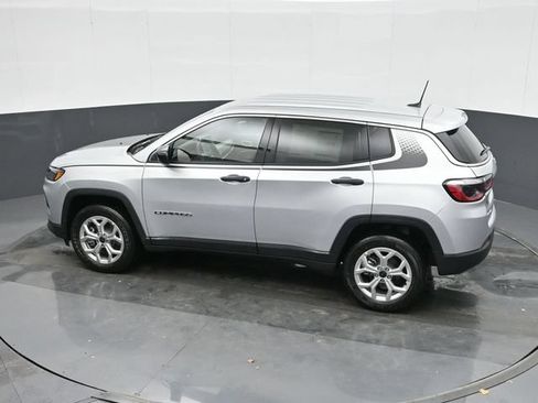 Used 2025 Jeep Compass Sport w/ Mopar Graphics Package AWD/4WD image 27