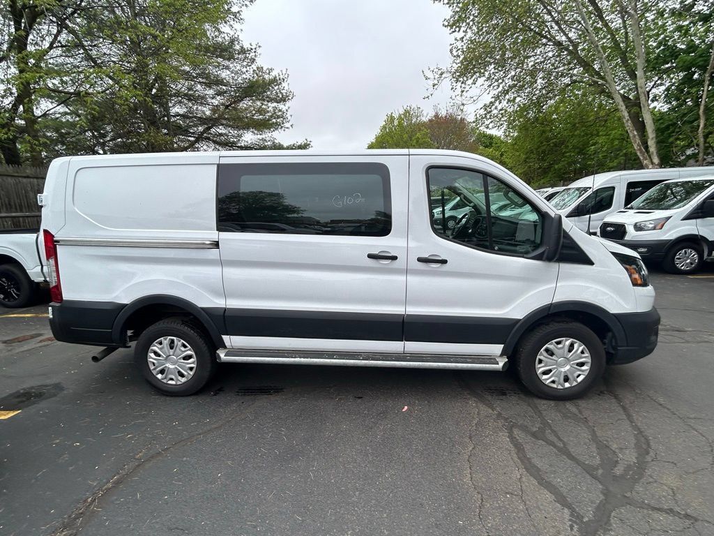 Certified 2025 Ford Transit 250 Low Roof w/ Exterior Upgrade Package RWD image 11