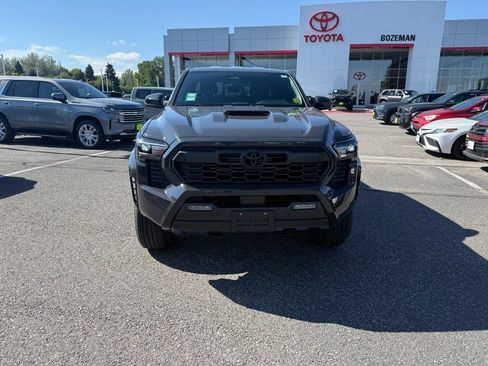 Used 2024 Toyota Tacoma TRD Sport w/ TRD Sport Upgrade Package AWD/4WD image 2
