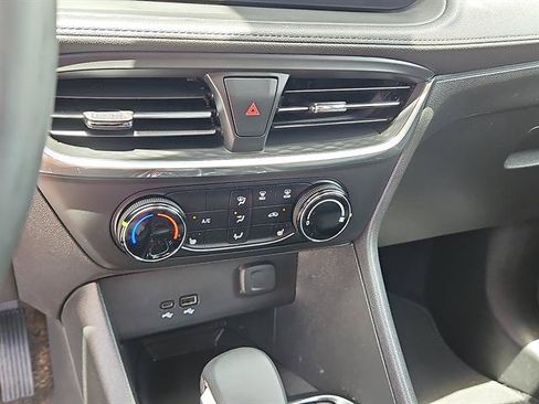 Used 2026 Buick Encore GX Preferred w/ Comfort Package FWD image 19