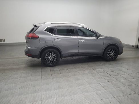 Used 2018 Nissan Rogue SV AWD/4WD image 10