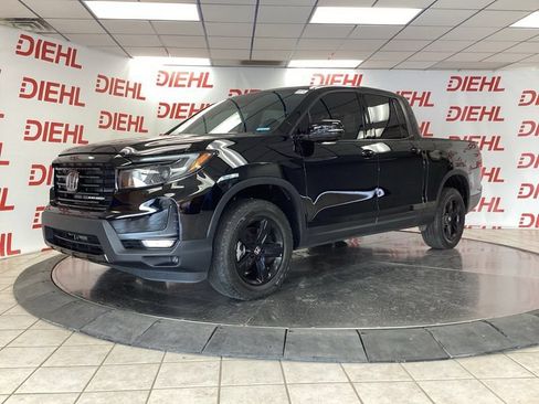Used 2023 Honda Ridgeline Black Edition image 3
