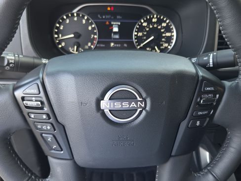 Used 2024 Nissan Frontier SV w/ SV Convenience Package RWD image 22