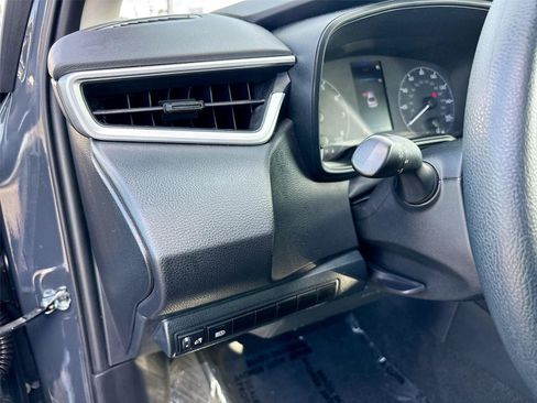 Used 2023 Toyota Corolla LE FWD image 11