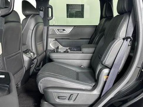 Certified 2025 INFINITI QX80 Autograph w/ Autograph Exterior Package image 24