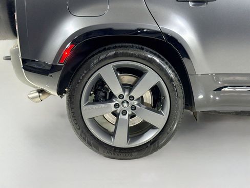 Used 2024 Land Rover Defender 110 Carpathian Edition AWD/4WD image 36