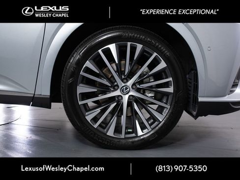 Used 2024 Lexus RX 350 Premium Plus w/ Convenience Package FWD image 5
