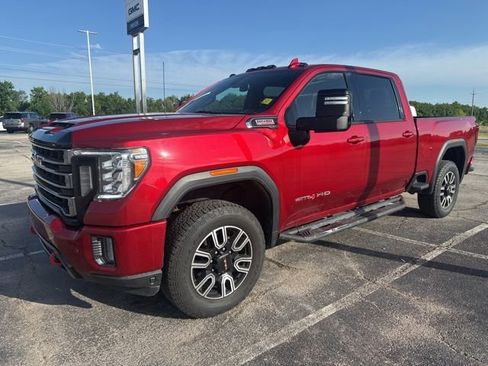 Used 2022 GMC Sierra 2500 AT4 w/ AT4 Preferred Package AWD/4WD image 5