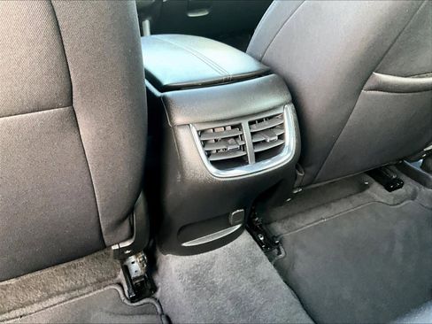 Certified 2024 Chevrolet Malibu LT image 27