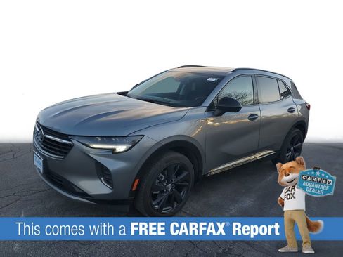 Used 2022 Buick Envision Essence w/ Sport Touring Package image 3