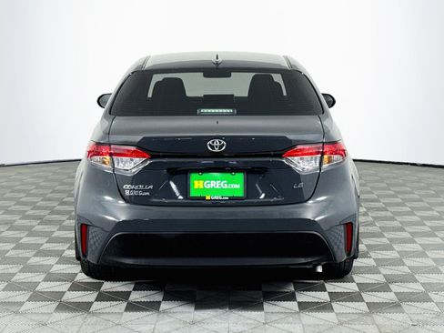 Used 2025 Toyota Corolla LE FWD image 7