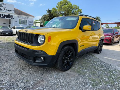 Used 2018 Jeep Renegade Altitude image 1