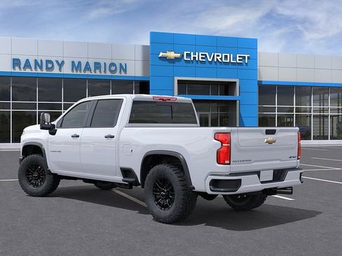 New 2026 Chevrolet Silverado 2500 ZR2 AWD/4WD image 3