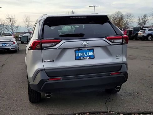 Used 2024 Toyota RAV4 XLE image 7