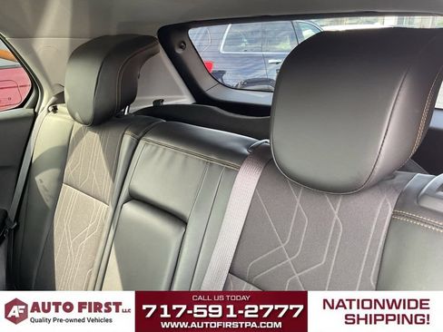 Used 2018 Chevrolet Trax LT w/ LT Convenience Package AWD/4WD image 12