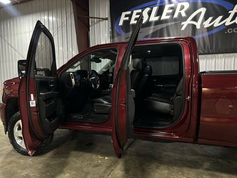 Used 2015 GMC Sierra 2500 Denali w/ Duramax Plus Package image 31