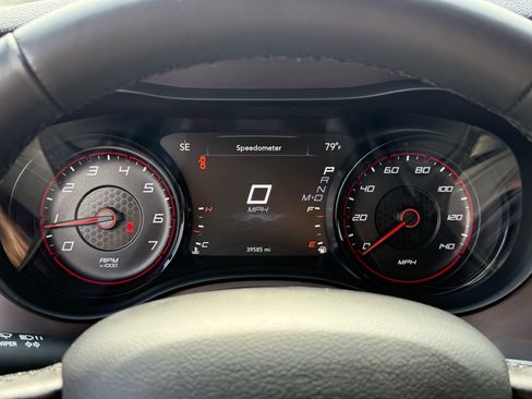 Used 2022 Dodge Charger SXT w/ Blacktop Package image 18