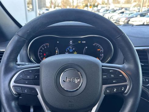 Used 2018 Jeep Grand Cherokee High Altitude image 18