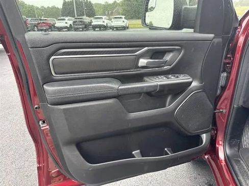 Used 2025 RAM 1500 Big Horn AWD/4WD image 7