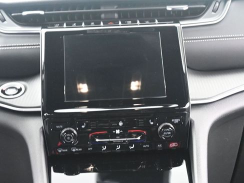 New 2025 Jeep Grand Cherokee L Laredo w/ Luxury Tech Group I image 28