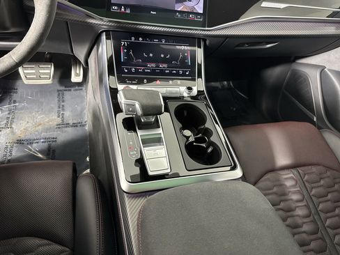 Certified 2025 Audi RS Q8 performance w/ Matte Carbon Package AWD/4WD image 16